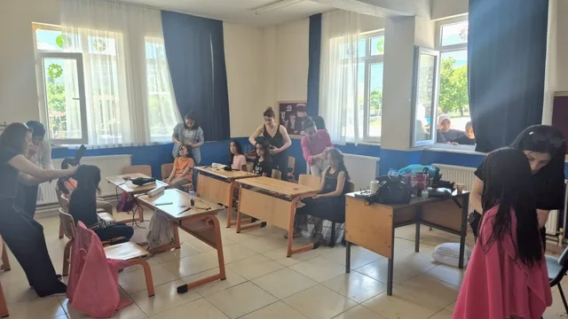 Mecitözü HEM'den kız Öğrencilere Yönelik Saç!