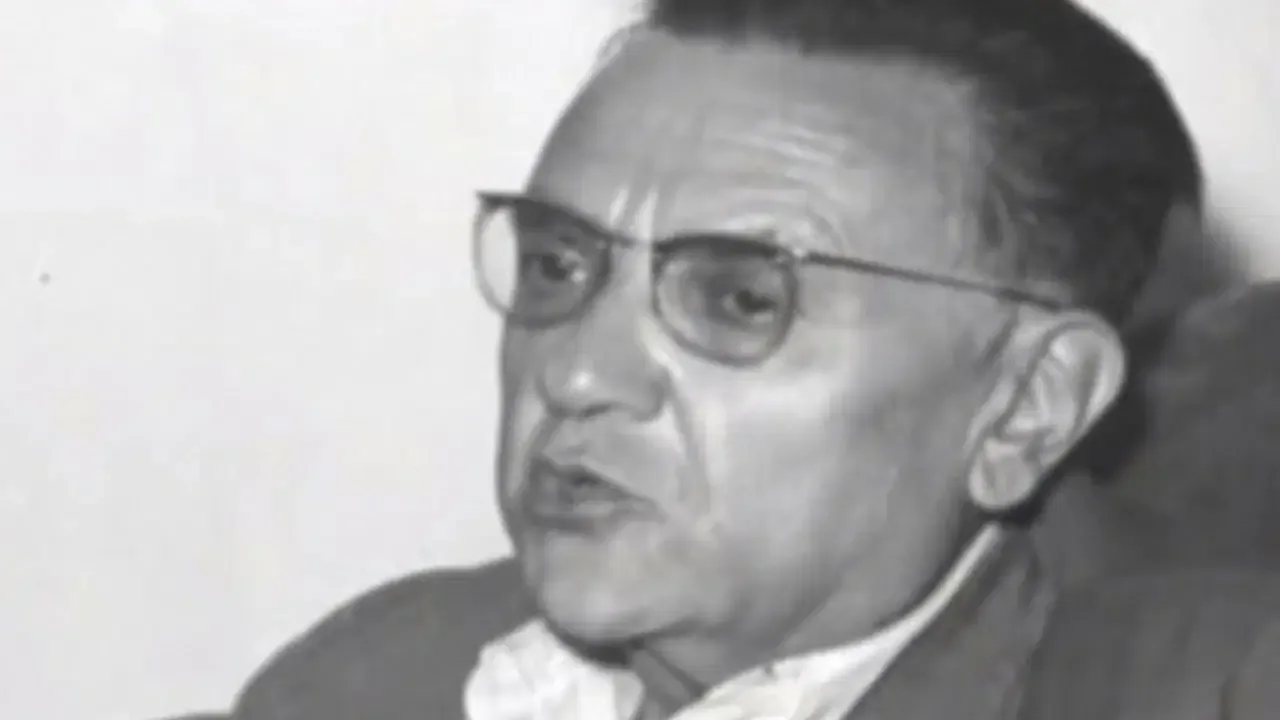 Nurullah Ataç
