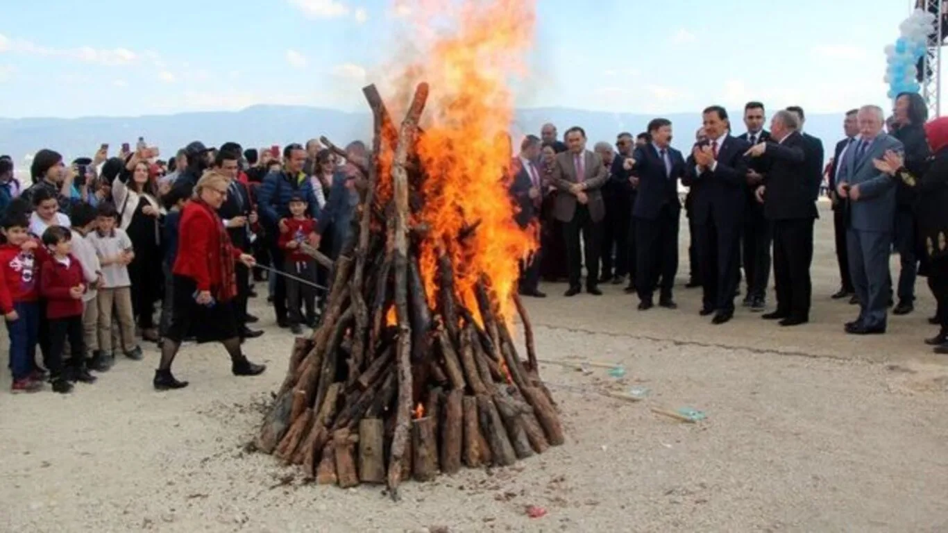 21 Mart'ta Nevruz Bayramı Resmi Tatil olacak mı?