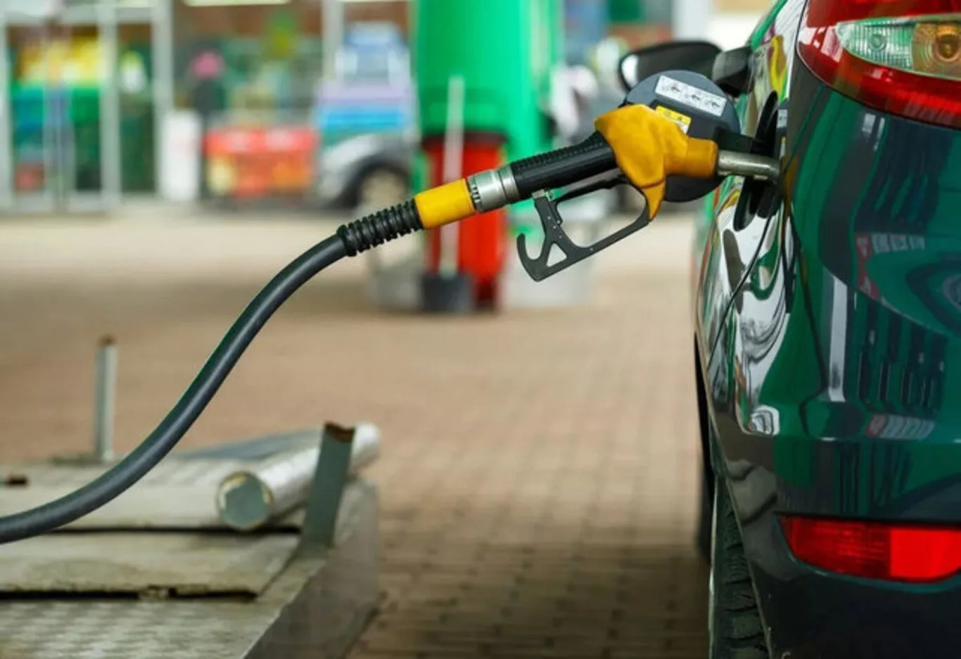 Benzine ve motorine indirim?