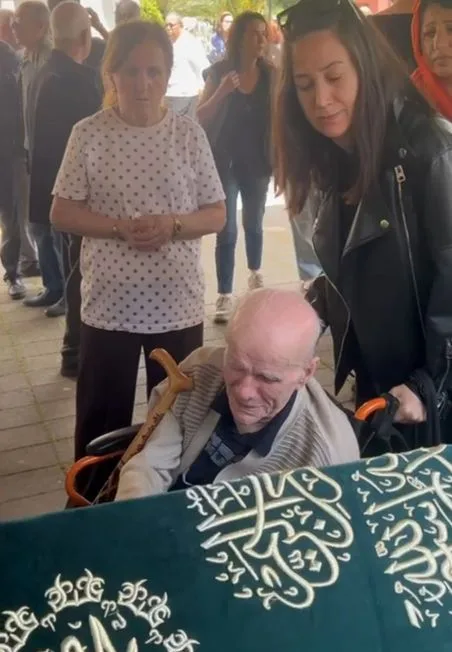 Alp Balkan'In Babası Vefat etti!