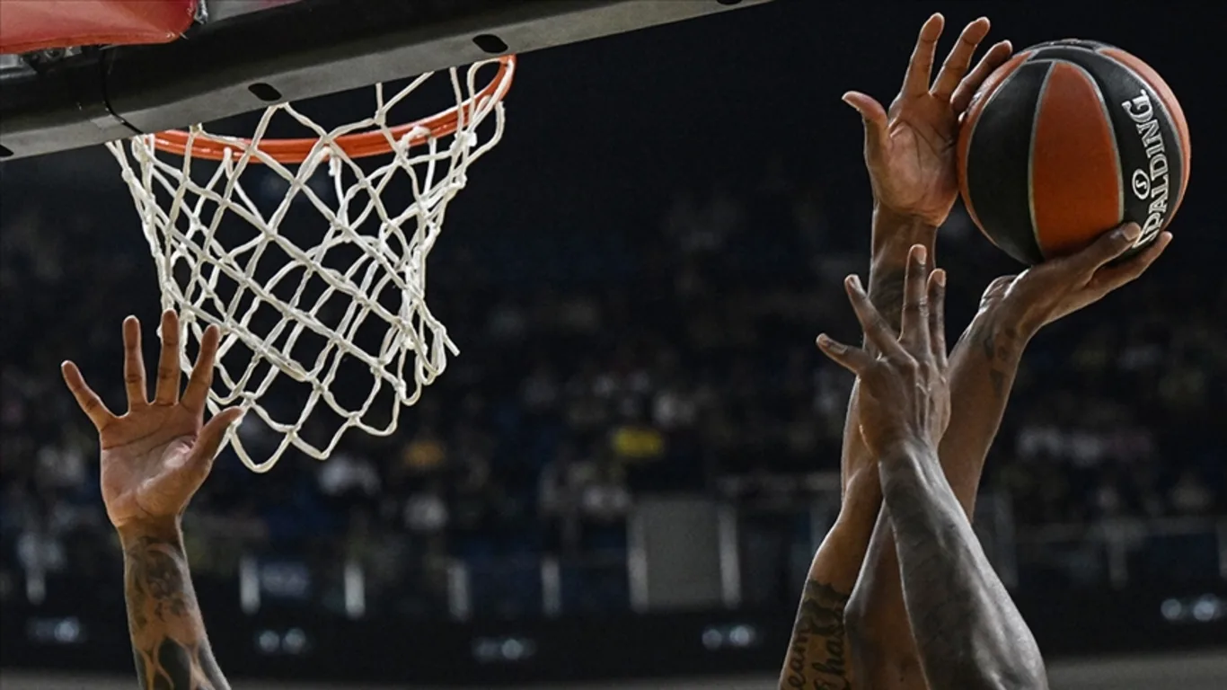 Anadolu Efes - Fenerbahçe Beko maçı!