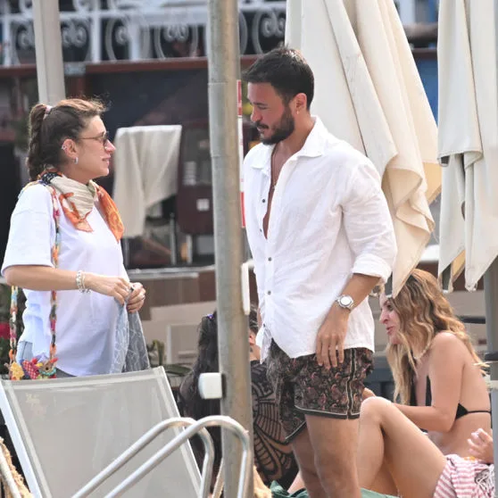 Anıl Altan ve arkadaşları Akyaka'da buluştu!