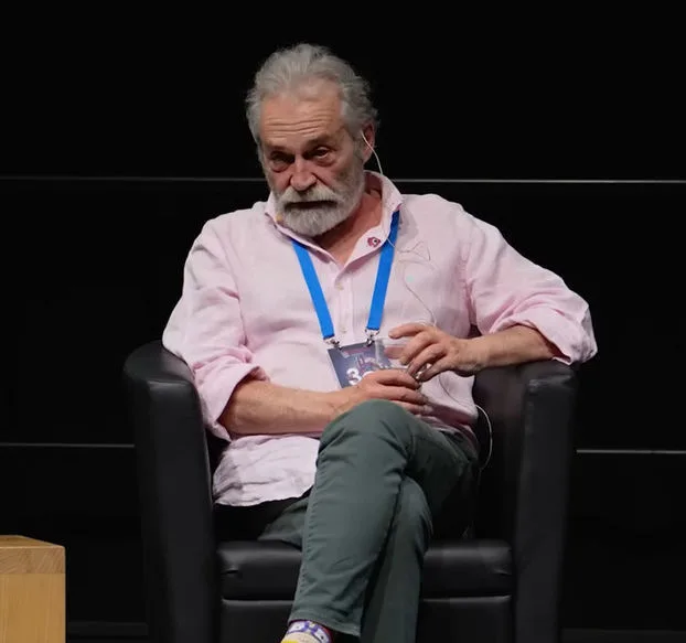 Ayça Varlıer, Haluk Bilginer'in Doğru…!