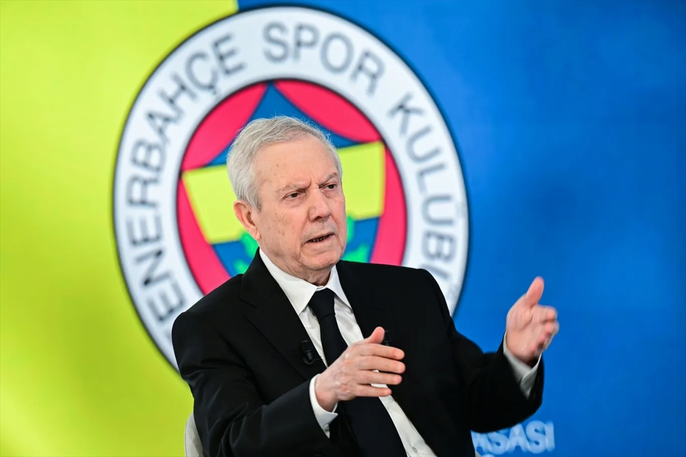 Aziz Yıldırım yeniden aday oldu!