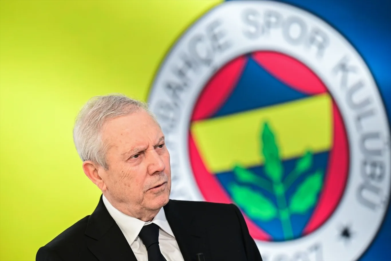 Aziz Yıldırım yeniden aday oldu!