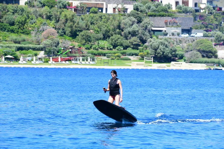 Beyza Gümülcine su sporlarında Yeteneklerini Gösterdi!