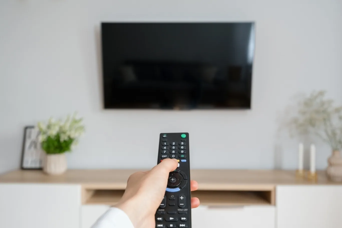 Bugün televizyonda hangi diziler ve filmler var?