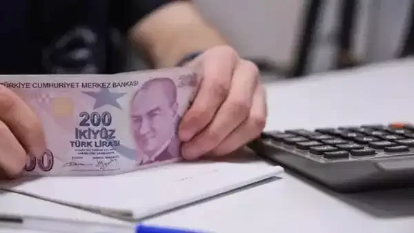 Hükümet kaynaklarından ilk sinyal geldi: Asgari ücrete ara zam yapılacak mı?