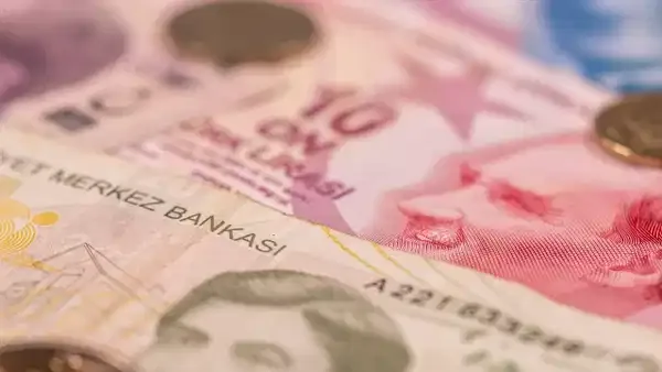 Hükümet kaynaklarından ilk sinyal geldi: Asgari ücrete ara zam yapılacak mı?