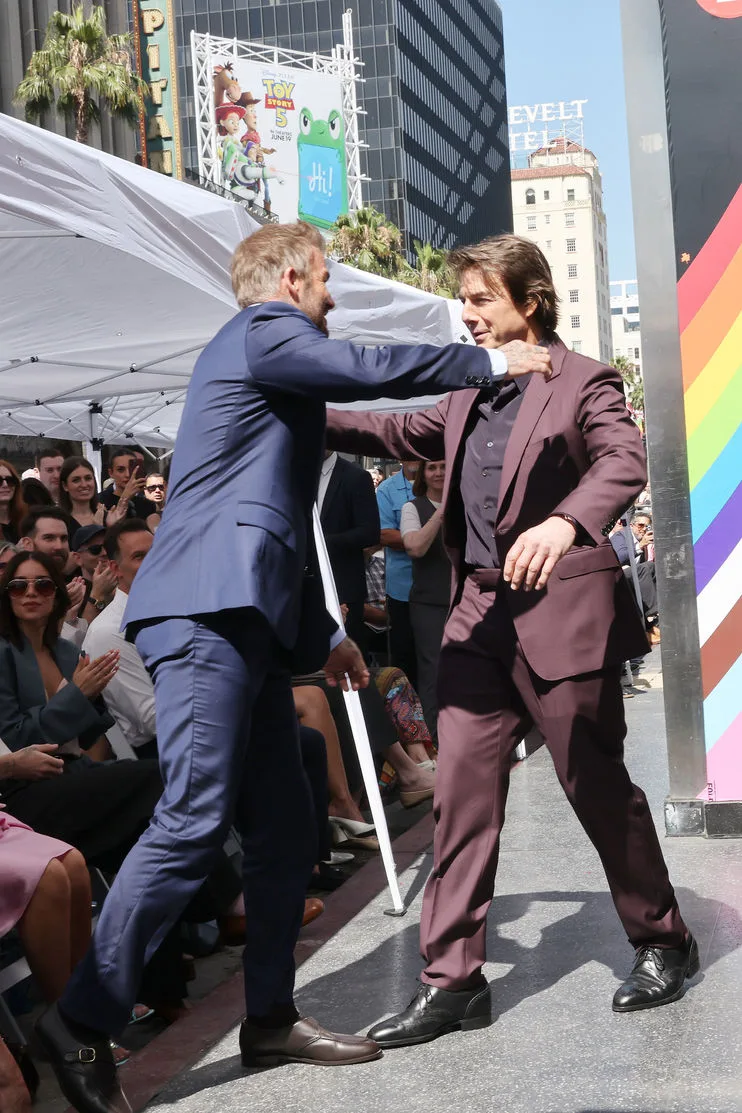 Tom Cruise Desteği!