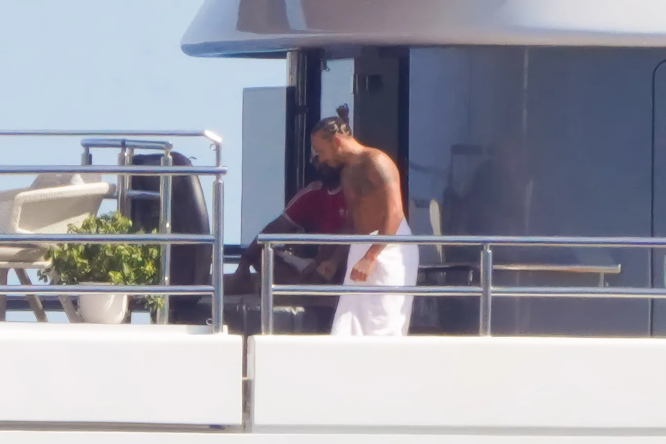 Kim Kardashian ve Lewis Hamilton Monaco'da aşk yaşıyor!