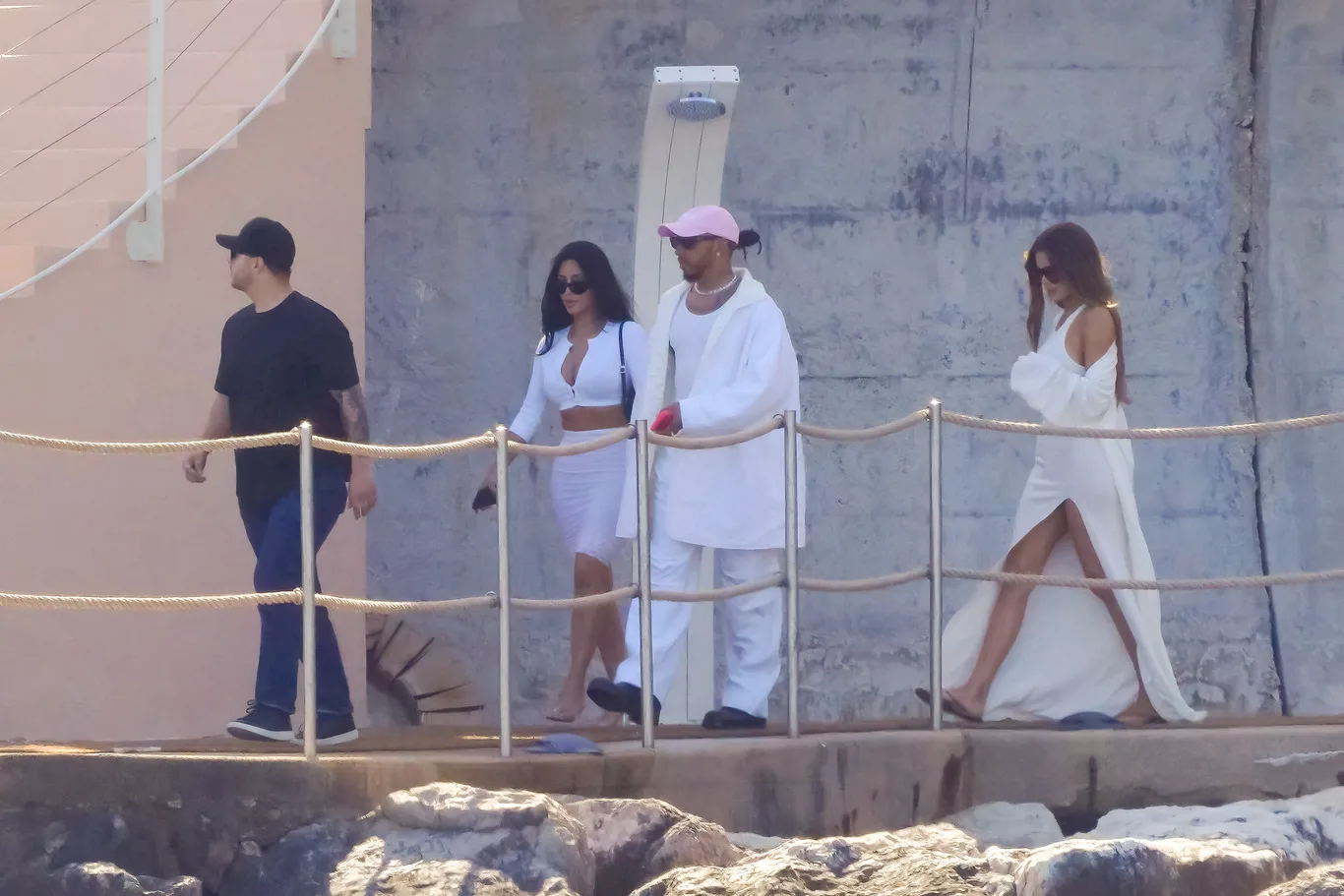 Kim Kardashian ve Lewis Hamilton Monaco'da aşk yaşıyor!