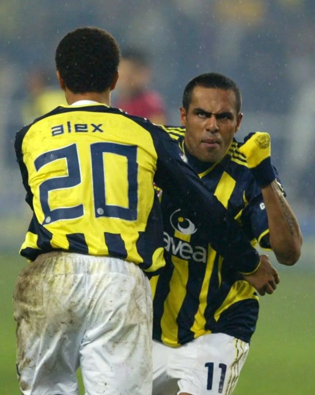 Nobre Kimdir?