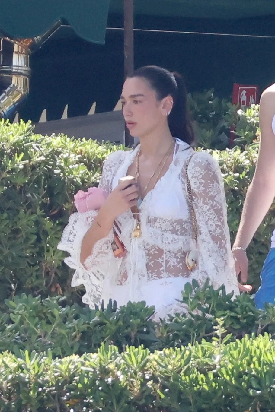 Dua Lipa ve Callum Turner!