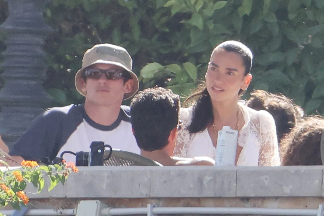 Dua Lipa ve Callum Turner!