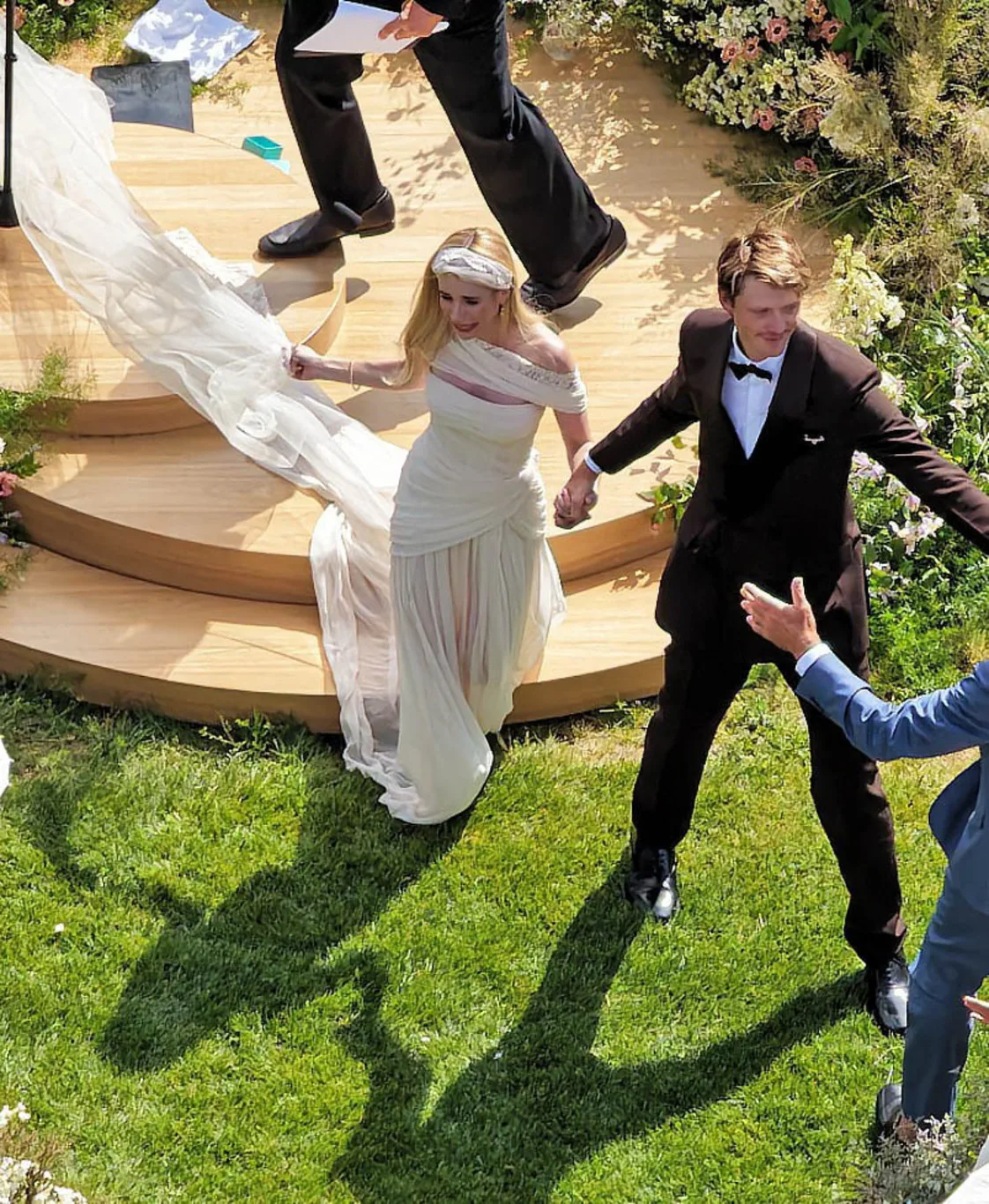 Emma Roberts ve Cody John Evlendi!