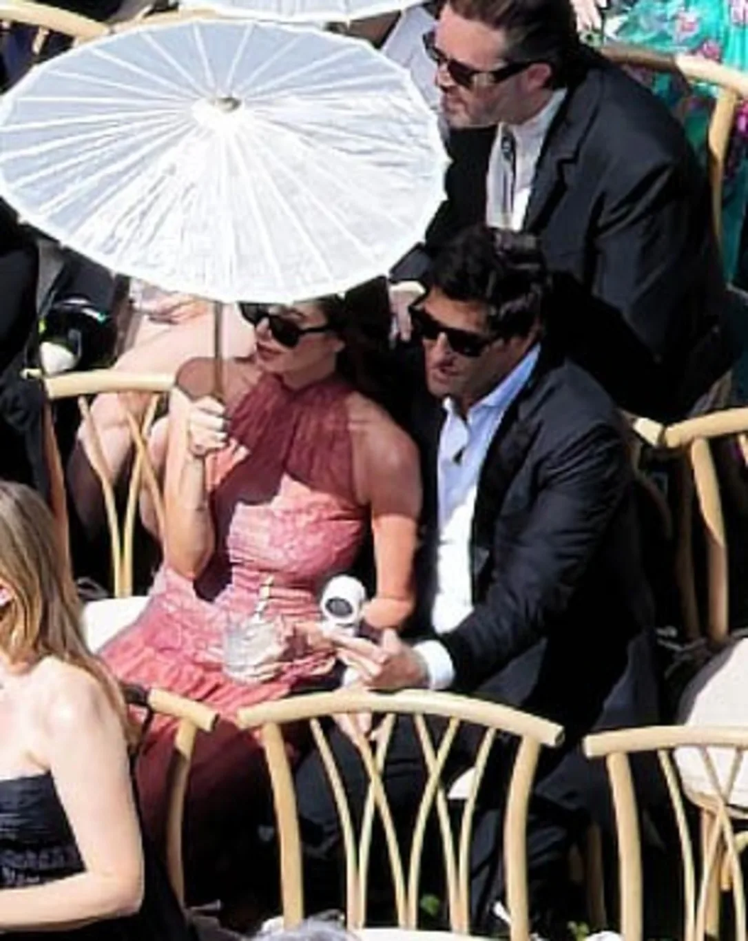 Emma Roberts ve Cody John Evlendi!