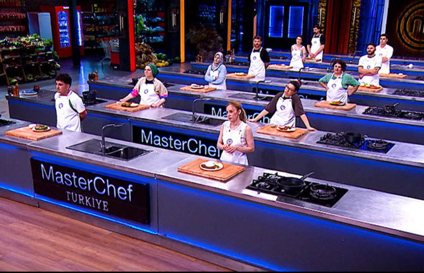 Masterchef'te Dördüncü İsim Belli oldu!