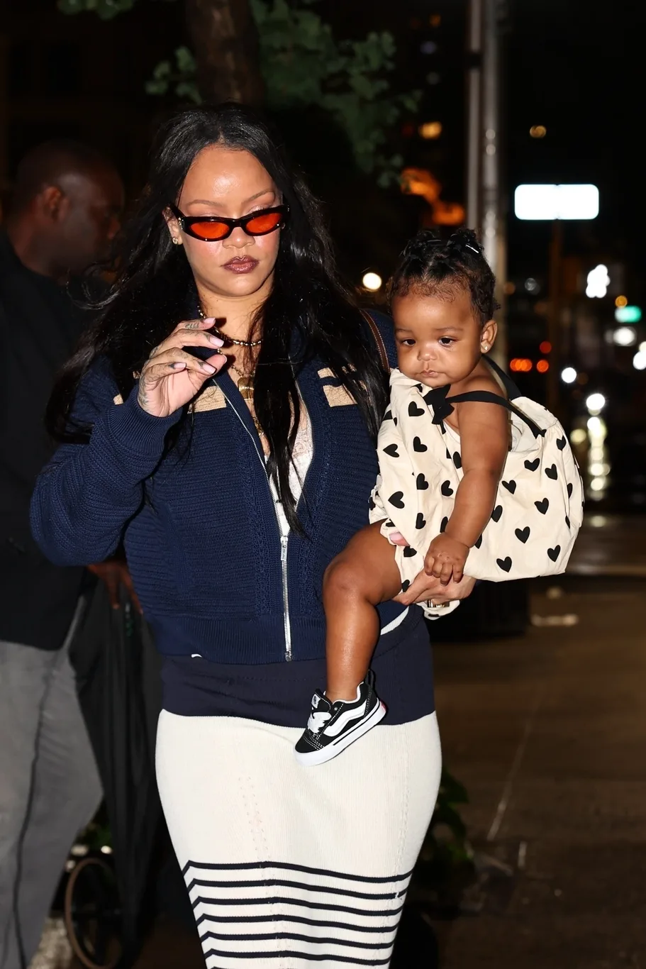 Rihanna ve kızı Rocki Akşam Yemeğinde!