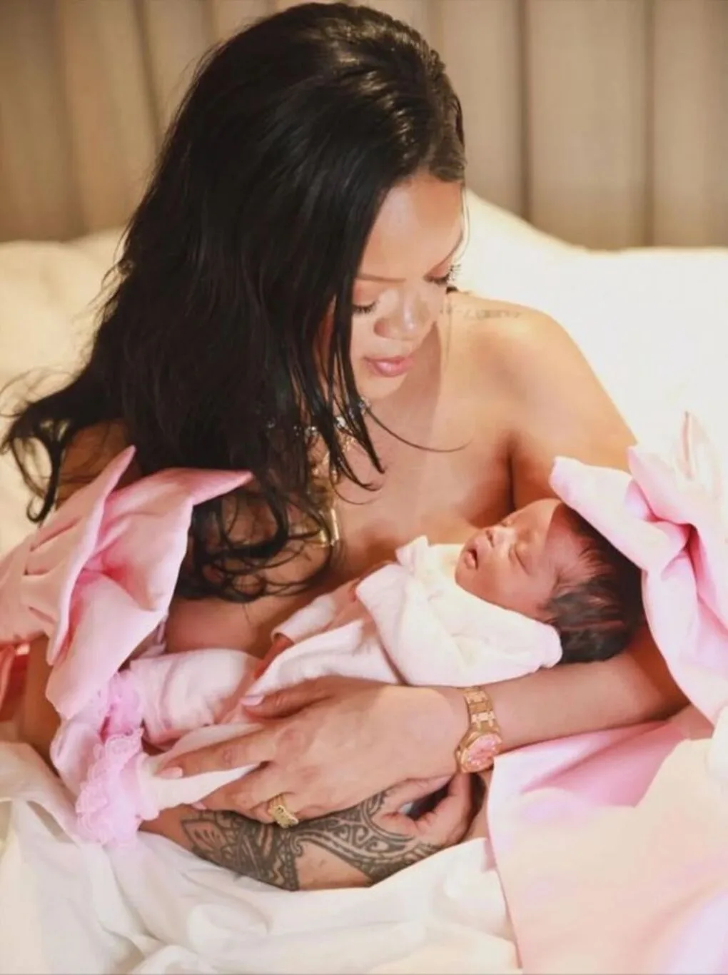 Rihanna ve kızı Rocki Akşam Yemeğinde!
