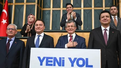 Beklenen istifa geldi: Yeni Yol Grubu, Meclis'teki statüsünü bir kez daha kaybetti