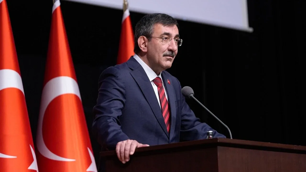 Cevdet Yılmaz'dan Girne’de alabora olan gemiye ilişkin açıklama!
