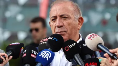 CHP'li Gürsel Tekin: Partimizin kapatılmaması için kendimizi kalkan ettik