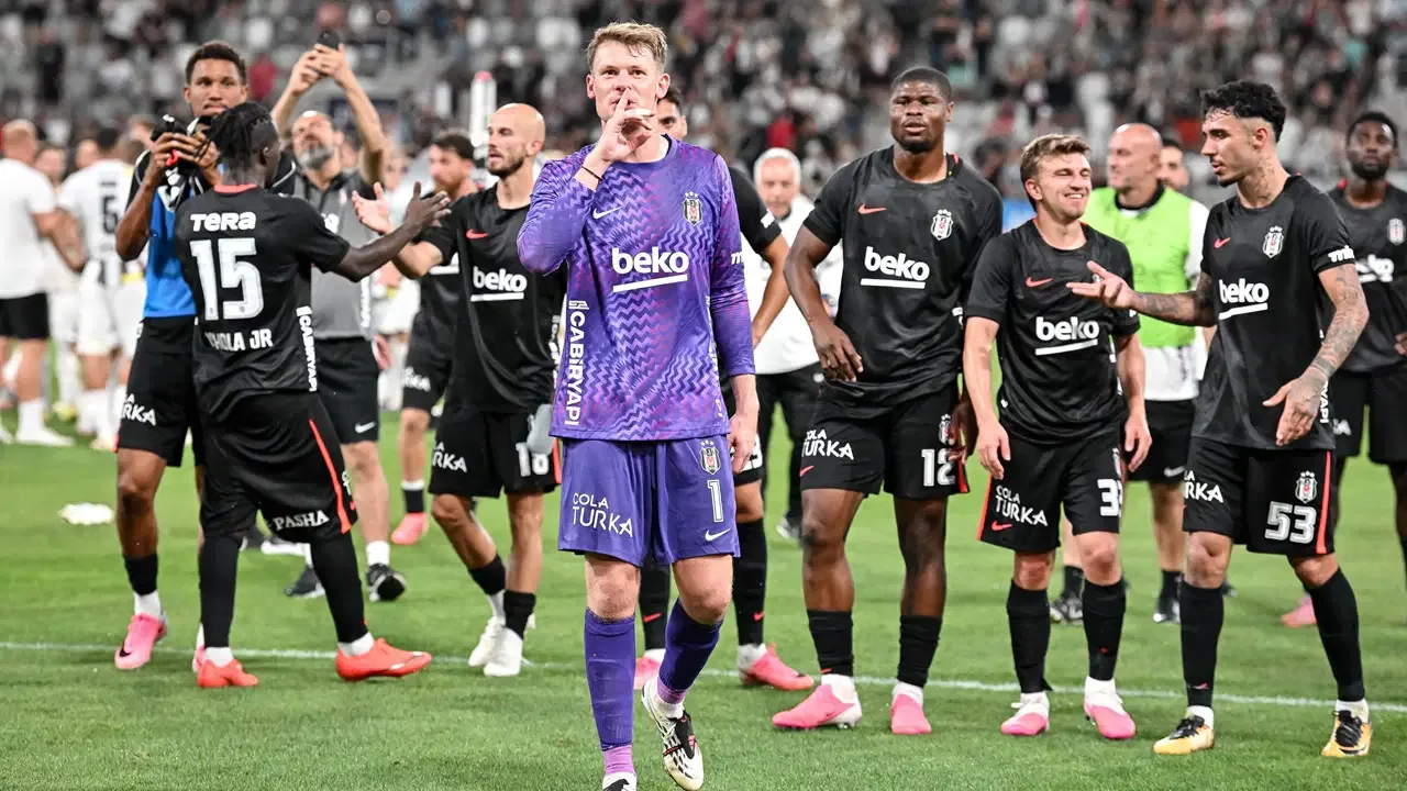 Spor yazarları Hradec Kralove - Beşiktaş maçını yorumladı: