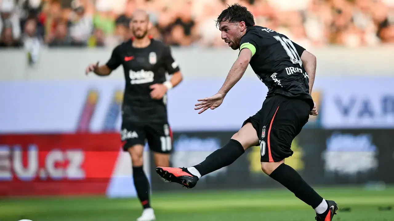 Beşiktaş - Hradec Kralove maçı ne zaman, saat kaçta, hangi kanalda? Şifresiz mi?