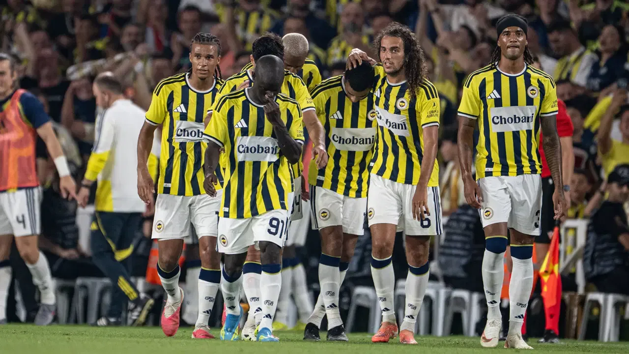 Spor yazarları Fenerbahçe - Sturm Graz maçını değerlendirdi: