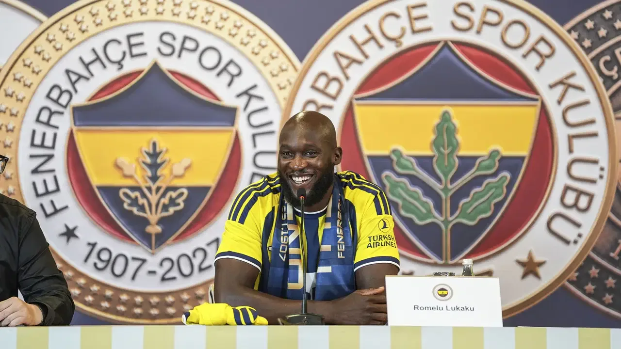 Fenerbahçe, Lyon maçlarının oyuncu kadrosunu bildirdi: Sarı-lacivertli ekipten Lukaku kararı