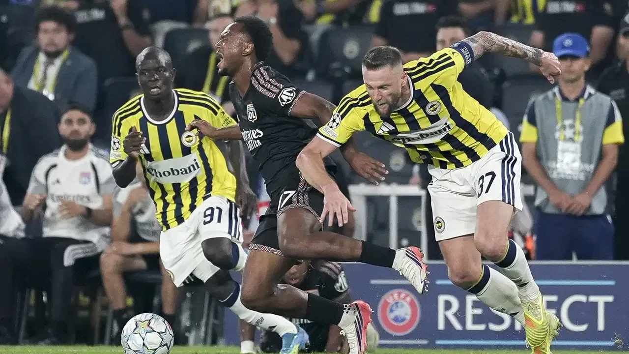 Spor yazarları Fenerbahçe - Lyon maçını yorumladı: