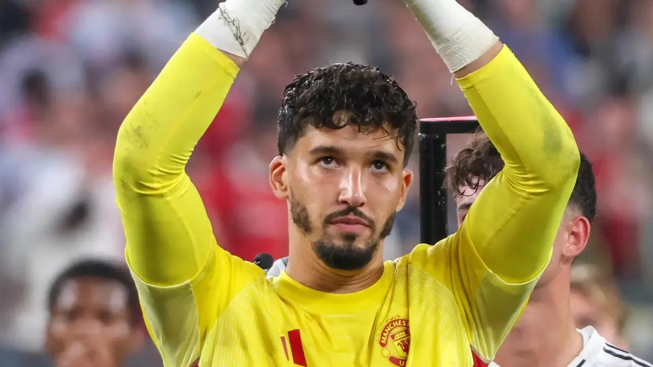 Yeni adresi belli oluyor... Altay Bayındır
