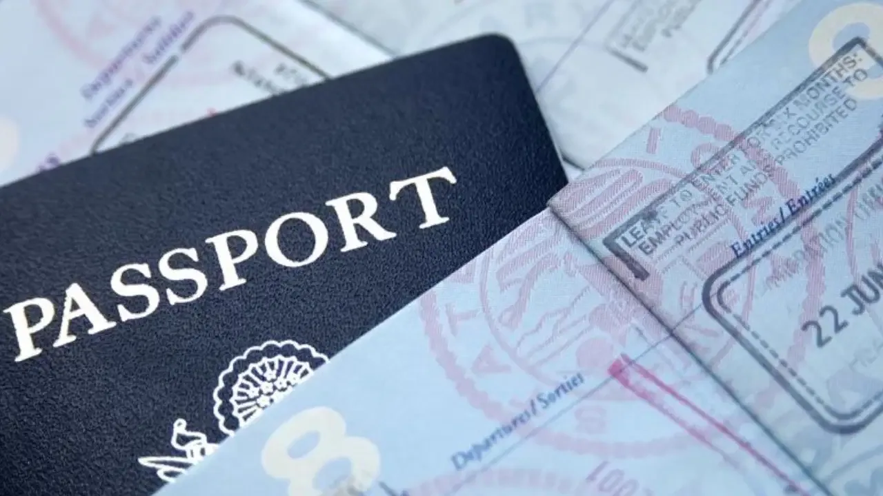 Yeşil ve gri pasaportta yeni dönem resmen başladı