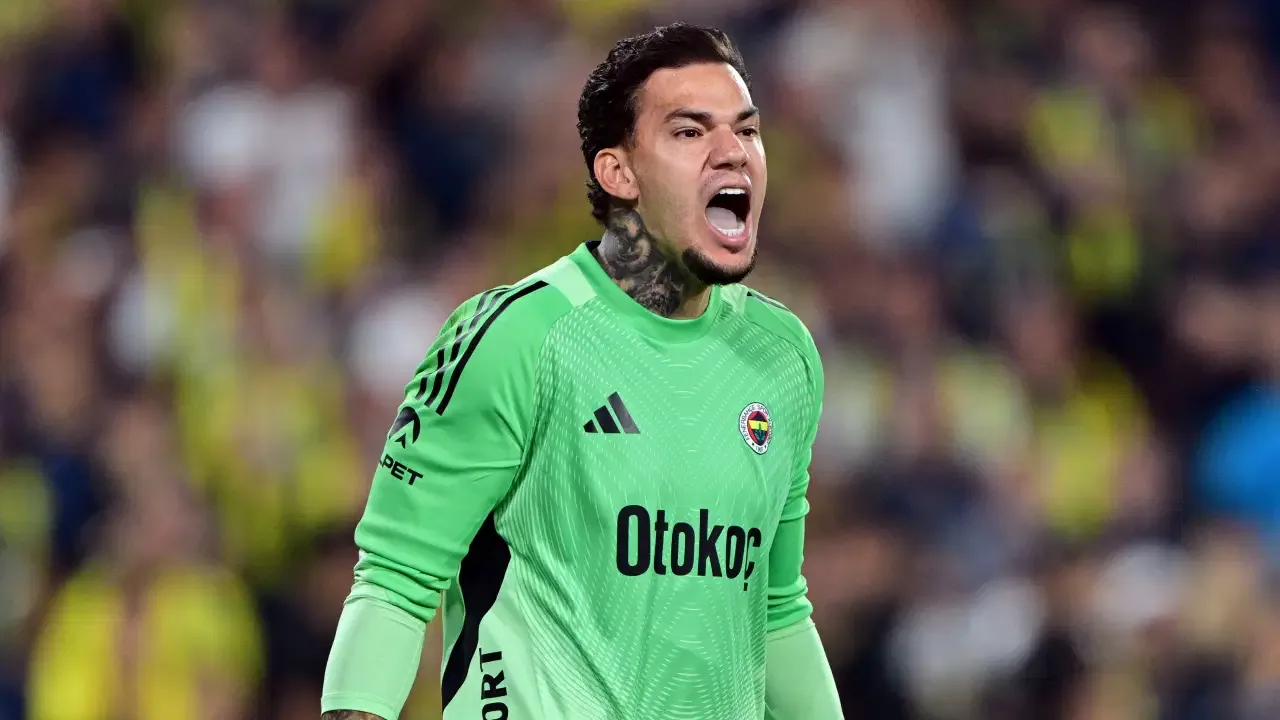 Avrupa devinden Ederson hamlesi: Menajeri ile temas kuruldu