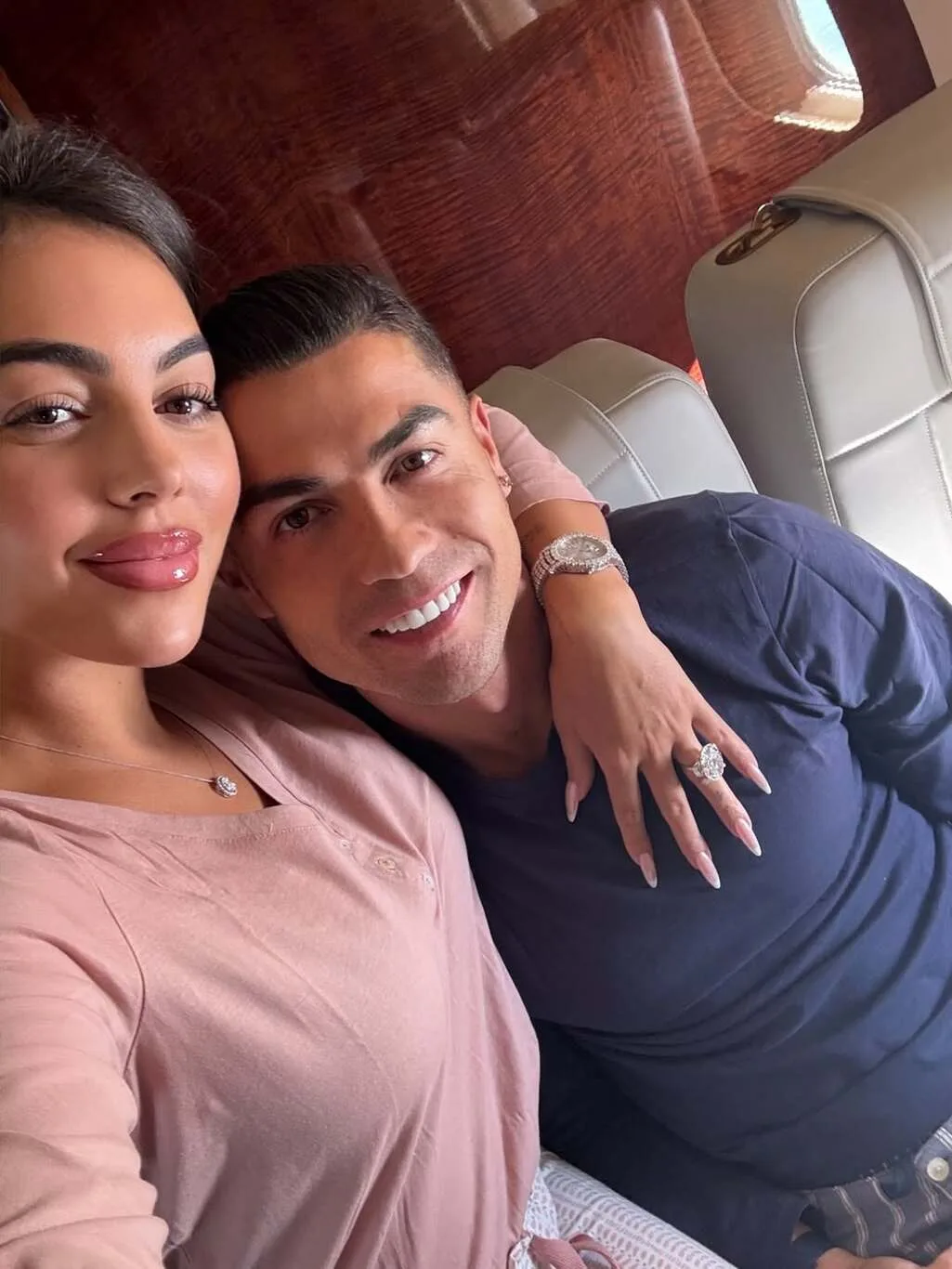 Cristiano Ronaldo evlendi