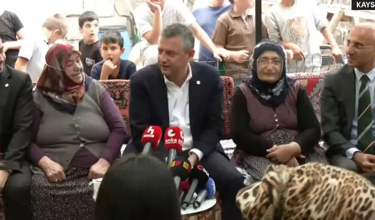 Özgür Özel-295