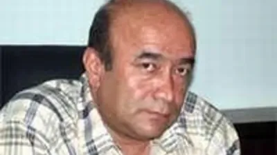 Oral Çelik kimdir?