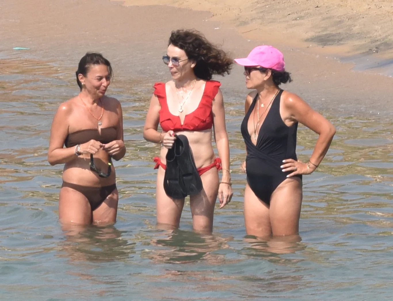 Plajda dans neşesi