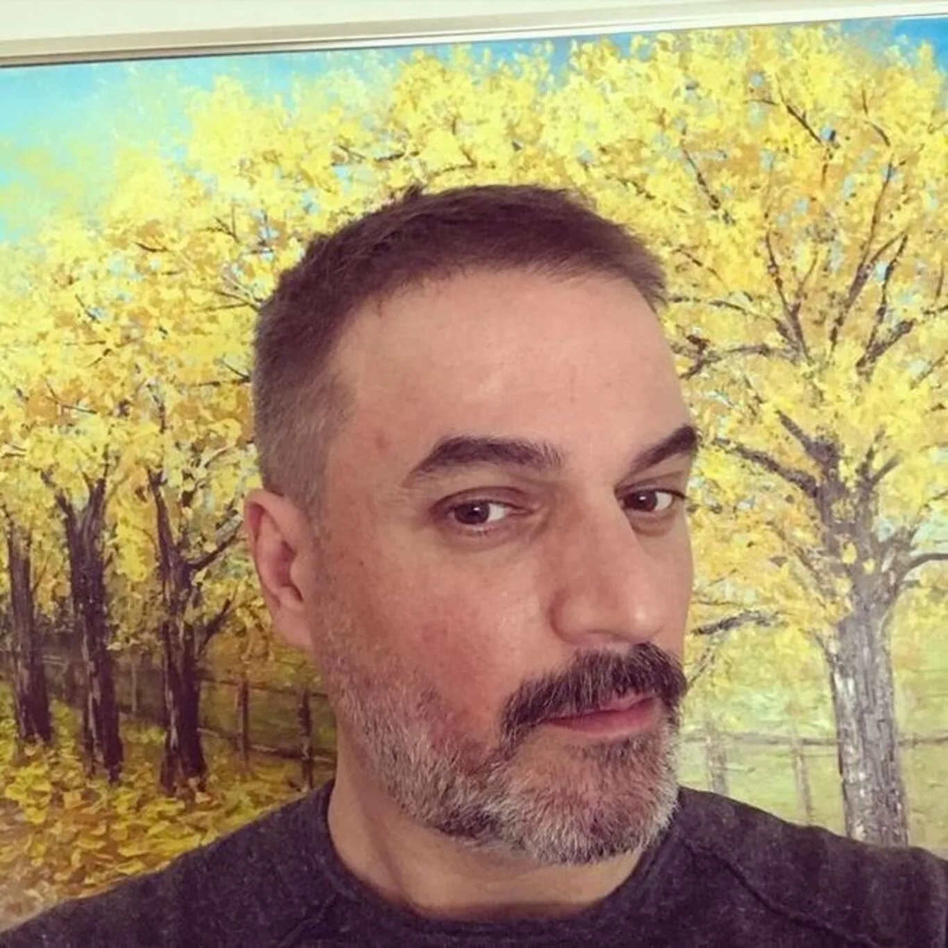 11 ay sonra setlere döndü