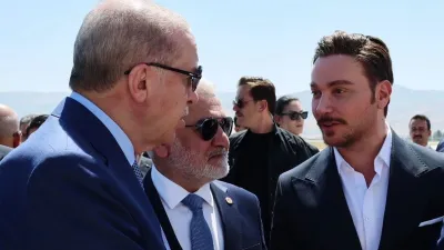 Ünlü şarkıcıdan Erdoğan'a: 'Gözümü kırpmadan ömrümden yılları ona veririm!'