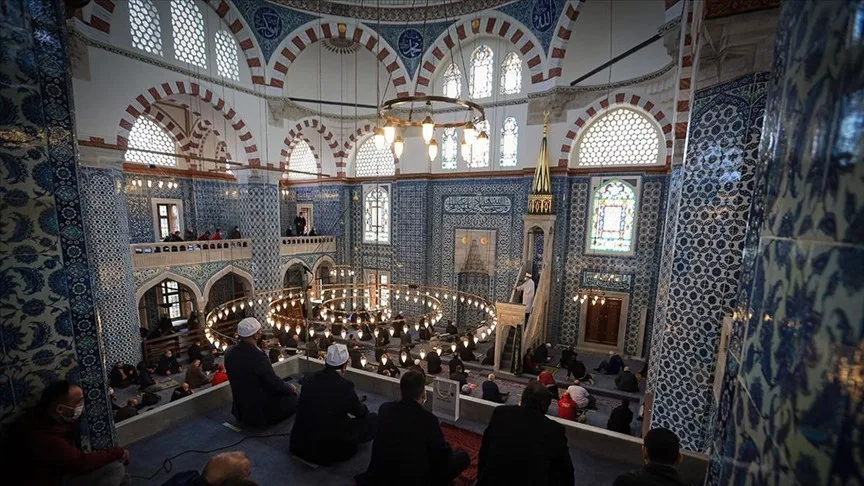 cuma namazı kaçta