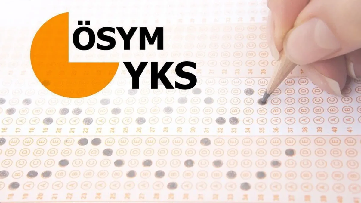 2026 YKS ek tercih kılavuzu yayımlandıÖSYM tarafından 2026-YKS Yükseköğretim Programlarına Ek Yerleştirme Kılavuzu yayımlandı. Kılavuz, ek yerleştirme sürecinde adayların tercihlerini oluştururken başvuracağı temel kaynak olacak.ÖSYM, adayların tercih süresi içerisinde yayımlanacak güncel kılavuzu dikkatle incelemesi ve tercihlerini kılavuzda yer alan kurallara göre yapması gerektiğini belirtti.Ek yerleştirme işlemleri; 2026-YKS Kılavuzu, 2026-YKS Yükseköğretim Programları ve Kontenjanları Kılavuzu ile Ek Yerleştirme Kılavuzu'nda yer alan esaslara göre gerçekleştirilecek.2026-YKS Yükseköğretim Programlarına Ek Yerleştirme Kılavuzu (Ön Bilgi)