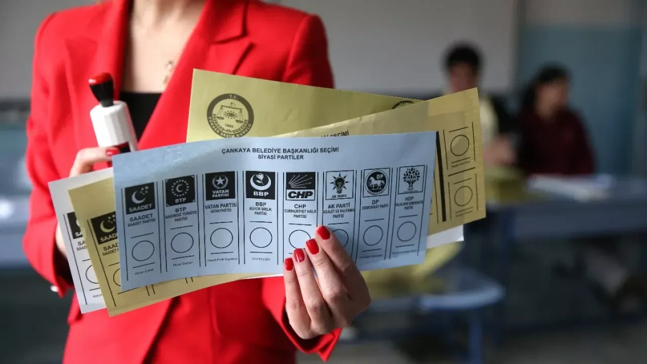 Abdulkadir Selvi erken seçim için iki tarihe işaret etti!