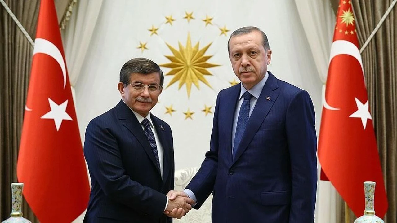 Ahmet Davutoğlu, Cumhurbaşkanı Erdoğan'ı oğlunun nikah törenine davet etti!