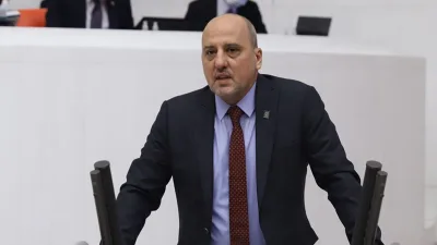 Ahmet Şık'tan Mehmet Şimşek'e fon soru önergesi