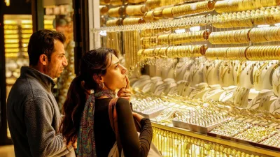 Altın yatırımcısı ne yapmalı? Fiyatlardaki düşüş alım fırsatı mı?