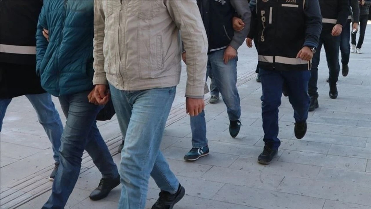Ankara'da 'Sokaklar Güvende' operasyonu: 44 tutuklama