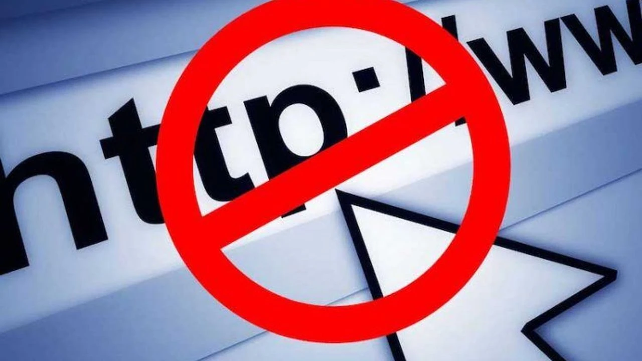 Aralarında gazetecilerin yer aldığı çok sayıda sosyal medya hesabına erişim engeli